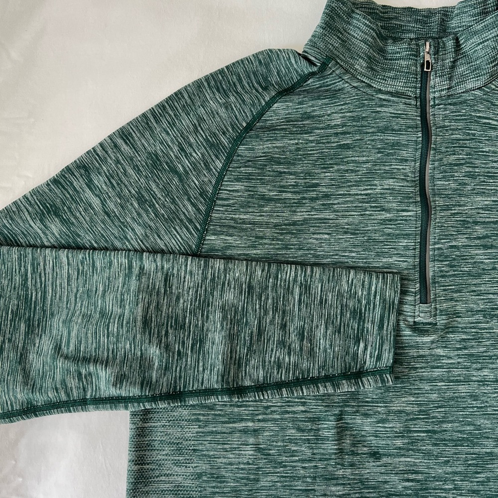 Lululemon Mens 1/4 zip pullover
